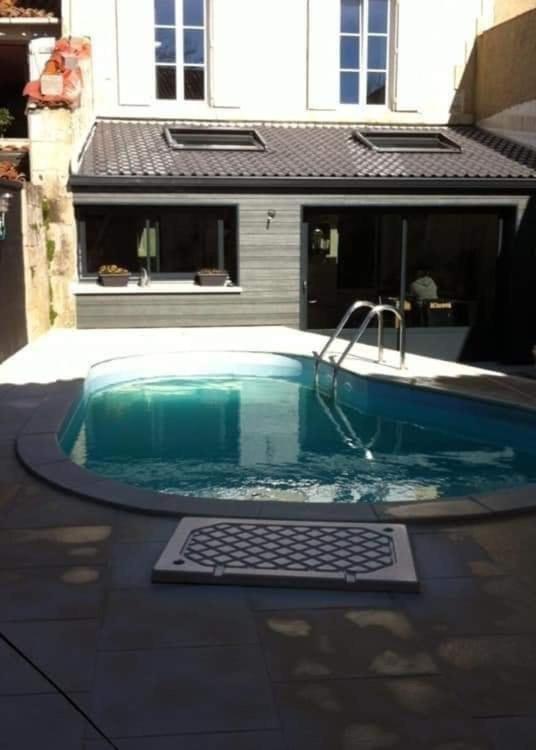 Bed and Breakfast Grande Chambre D'Hote Pour 4 A 5 Personnes à Chef-Boutonne Extérieur photo
