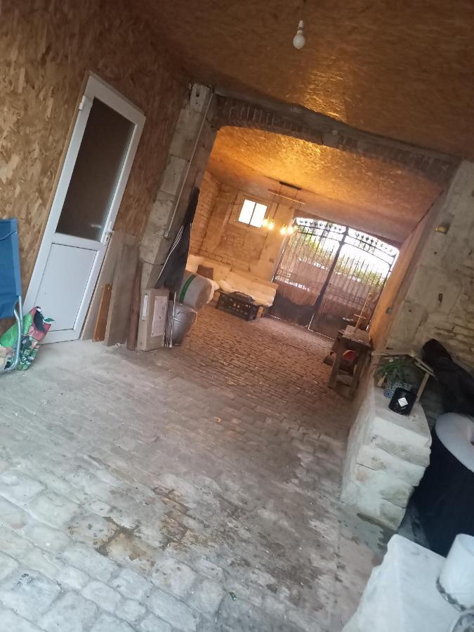 Bed and Breakfast Grande Chambre D'Hote Pour 4 A 5 Personnes à Chef-Boutonne Extérieur photo